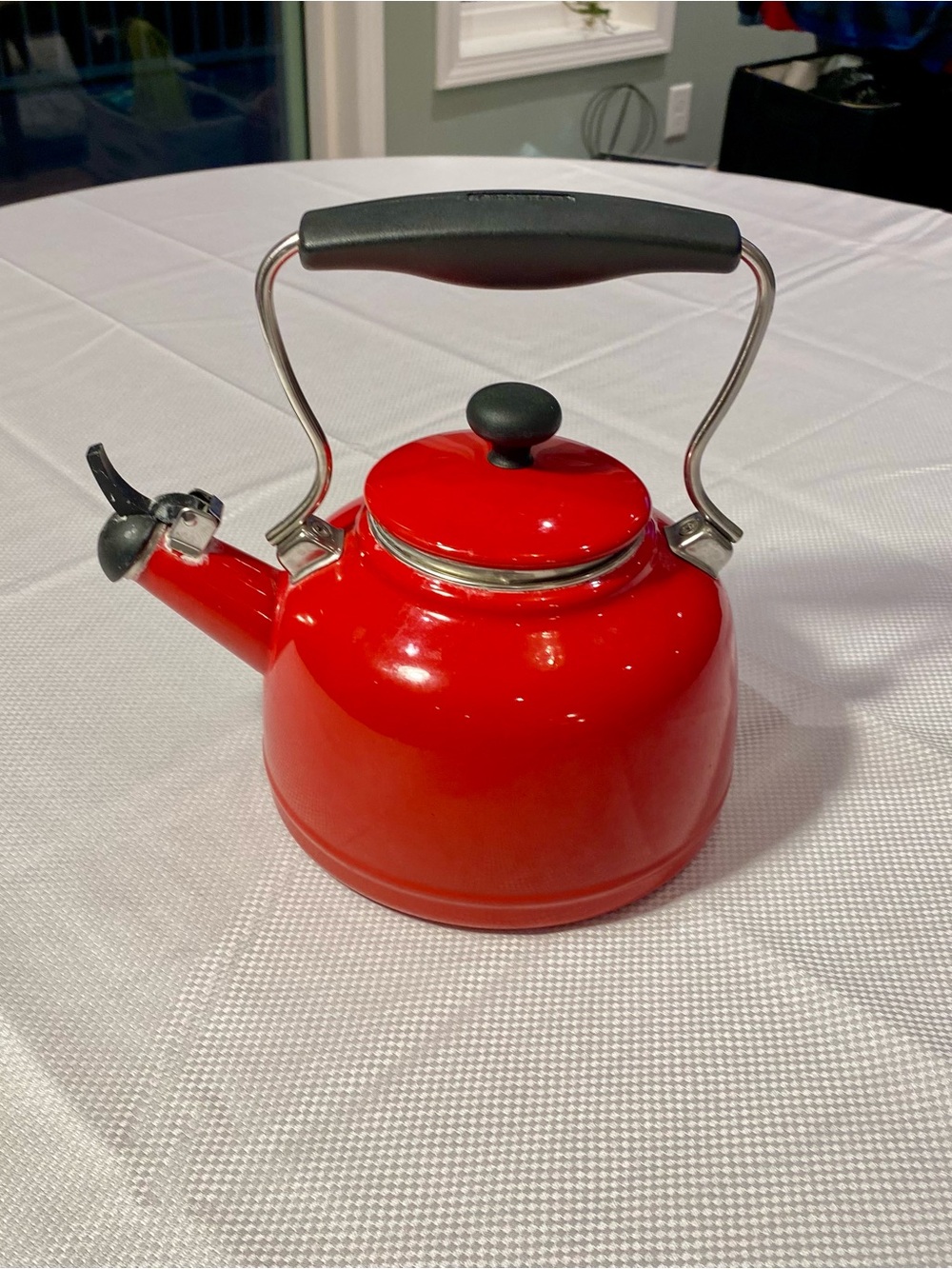 Red Chantal Whistling Tea Kettle with Black Handle - Home Kitchen